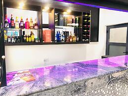 Tillz Hotels