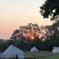 Cosy Glamping 4m Bell Tent in Rural Herefordshire
