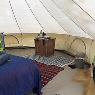 Comfy 4m -bed Bell Tent With Great Views