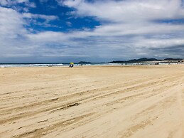 Apto Espaçoso em Barra da Ibiraquera