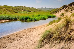 City Apartment With Rural Charm