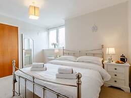 City Apartment With Rural Charm