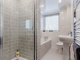 City Apartment With Rural Charm