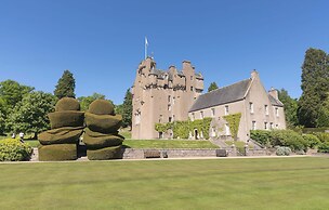 City Apartment With Rural Charm