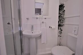 4 bedroom town house