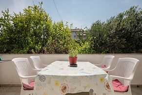 Stunning Sea View Apartment in Rab