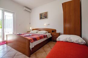 Rab Oasis Retreat - 3 Bedroom Apartment