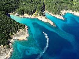 Stunning Sea View Apartment in Rab