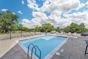 Best Western Plus McPherson