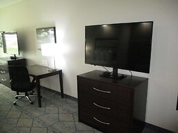 Best Western Plus McPherson