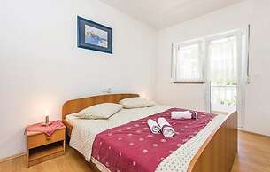 Immaculate 3-bedrooms Apartment in Rab 1-8 Pers