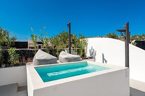 Santa Irina Luxury Sunny Lofts