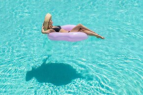 Santa Irina Luxury Sunny Lofts