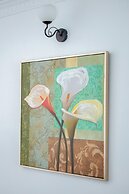 Luxel Suites by Homes by Della