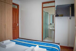 Luxel Suites by Homes by Della