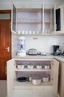 Luxel Suites by Homes by Della