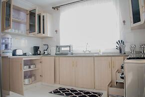 Luxel Suites by Homes by Della