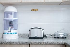 Luxel Suites by Homes by Della