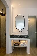 Levantes Luxury Suites I II