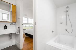 Your Luxury Escape - Summerhaven House