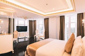 Lafaayette Luxury Suites Baguio