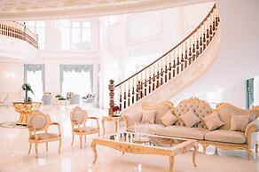 Lafaayette Luxury Suites Baguio