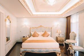 Lafaayette Luxury Suites Baguio