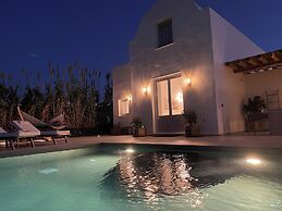 Saint John Oia - Exclusive Private Heated Pool Villas