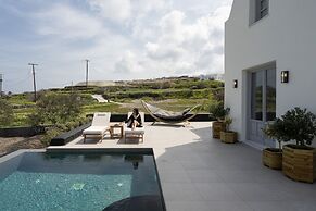 Saint John Oia - Exclusive Private Heated Pool Villas