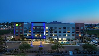 Holiday Inn Express And Suites Gilbert Mesa Gateway Airport by IHG