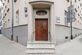 Apartment Lubelska Krakow by Renters