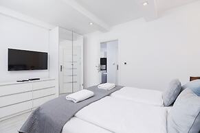 Apartment Lubelska Krakow by Renters