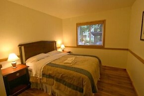 Mt Baker Lodging Cabin 4 - Sleeps 5