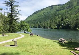 Mt Baker Lodging Cabin 7 Sleeps 8