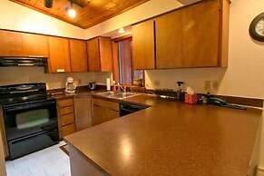 Mt Baker Lodging Condo 73- Sleeps 6