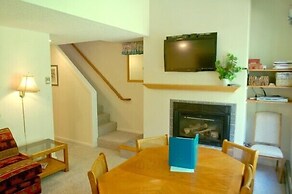 Mt Baker Lodging Condo 38 - Sleeps 6