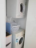 2BR Food Drink Hub Gym Pool Views Roof Terrace