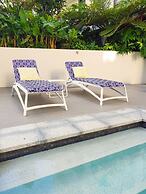 2BR Food Drink Hub Gym Pool Views Roof Terrace