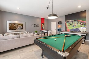 Premium Home With Game Room and Private Pool