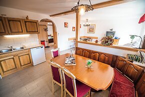 Valley View Holiday Home Mrak With Sauna