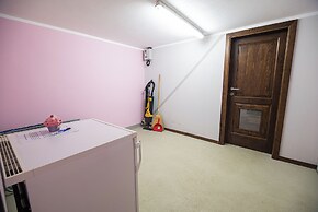 Valley View Holiday Home Mrak With Sauna