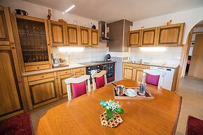 Valley View Holiday Home Mrak With Sauna