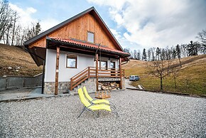 Valley View Holiday Home Mrak With Sauna