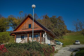 Valley View Holiday Home Mrak With Sauna