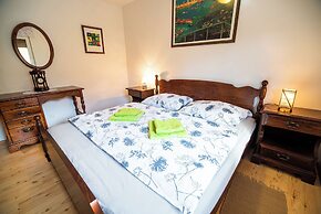 Valley View Holiday Home Mrak With Sauna