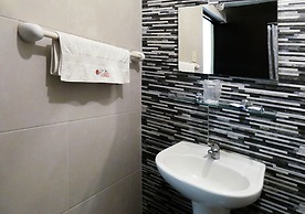 Hotel Plaza by DOT Light