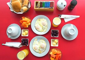 Hotel Plaza by DOT Light