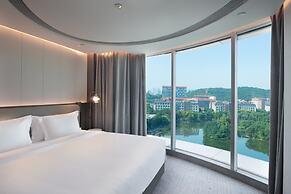 Crowne Plaza Wuhan Optics Valley by IHG
