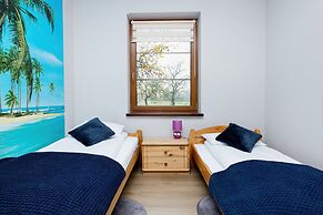 Holiday House Malechowo 5 by Renters