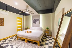 Joint Boutique Hotel